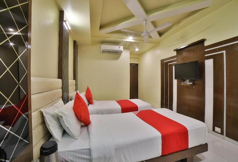 Fabhotel Kalash Residency