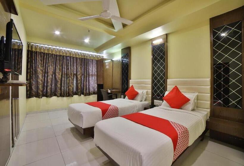 Fabhotel Kalash Residency