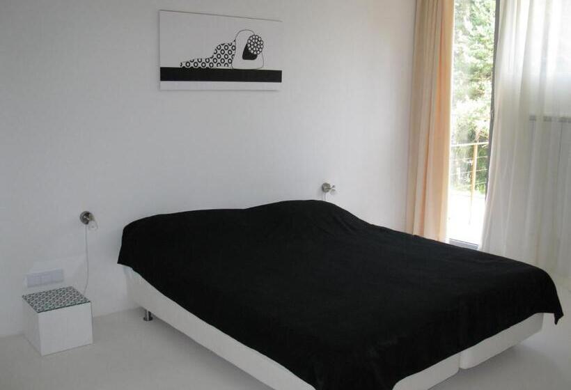 Family Hotel The Body