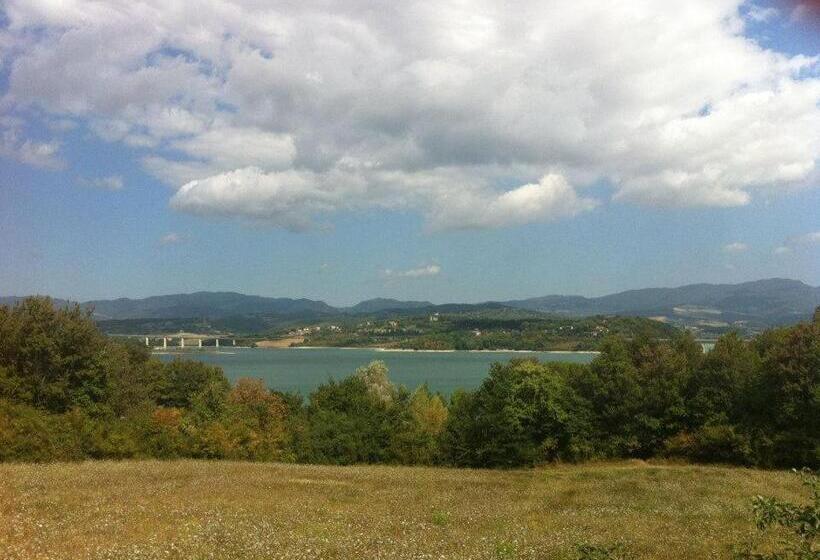 בית מלון כפרי Agriturismo Il Palazzaccio