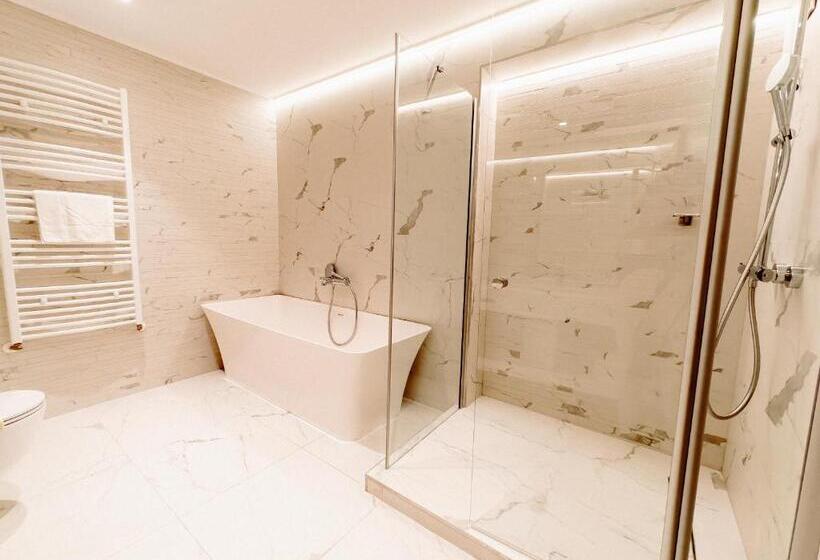 فندق Alexandrion Experience