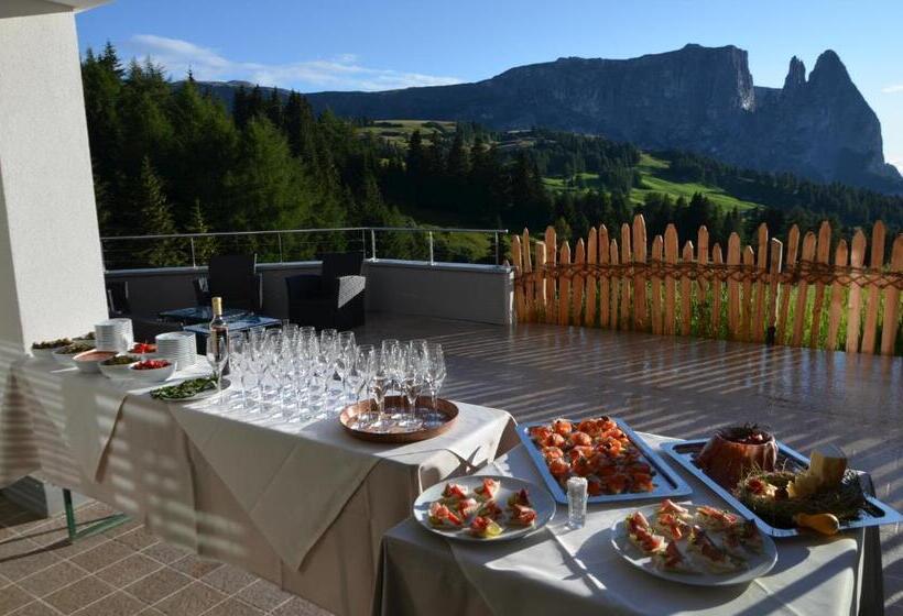 בית מלון כפרי Chalet Dolomites