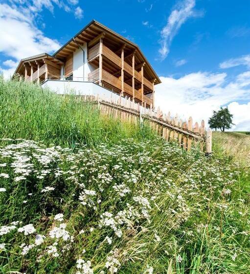 בית מלון כפרי Chalet Dolomites