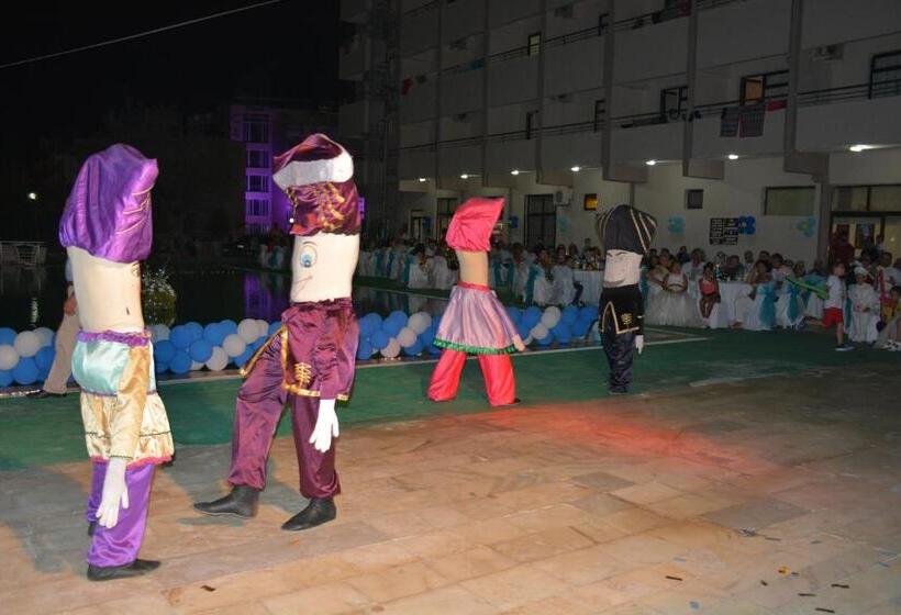 בית מלון כפרי First Class Didim