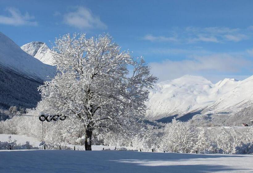 Отель Phillipshaugen Lodge