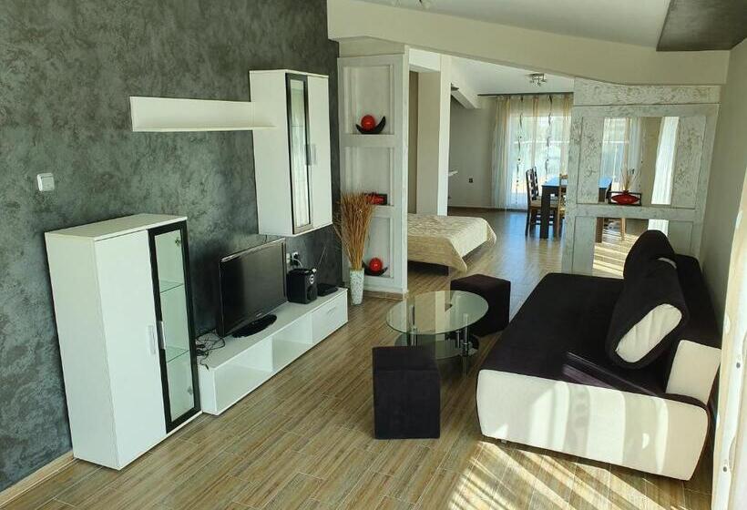 فندق Santa Maria