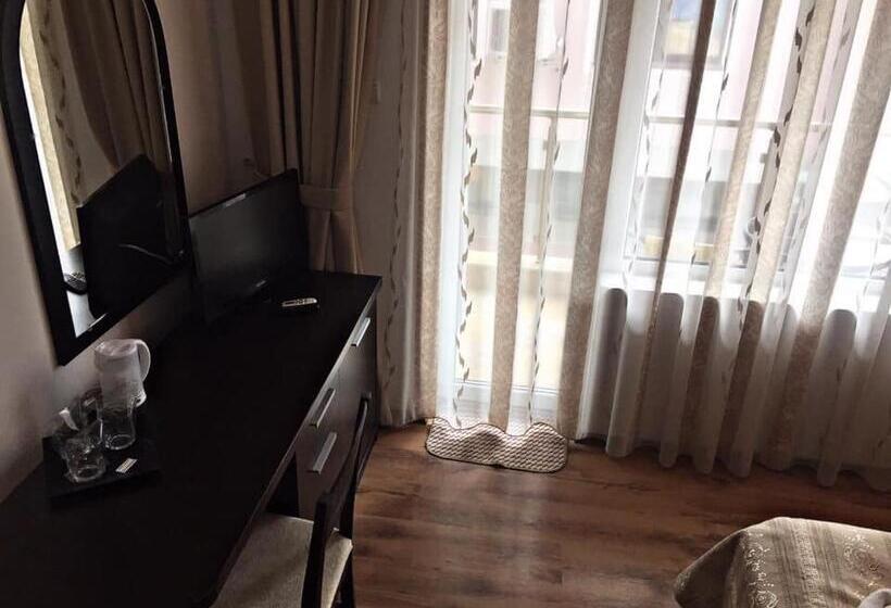 فندق Santa Maria