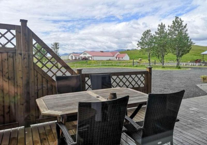 هتل Sólheimahjáleiga Guesthouse