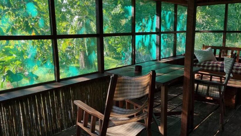 فندق Veragua River House