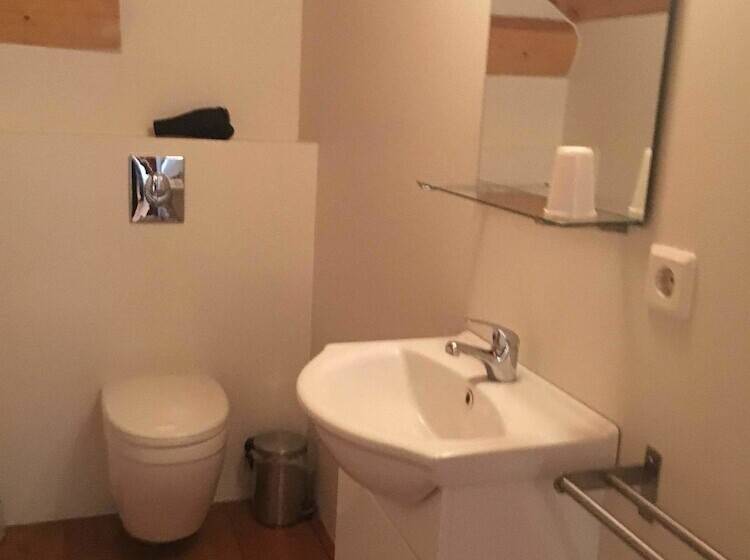 هتل Welcome Lambafell