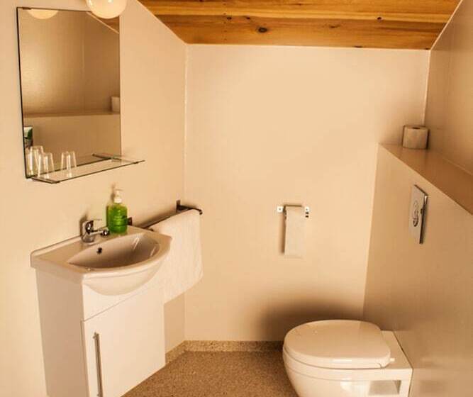 هتل Welcome Lambafell