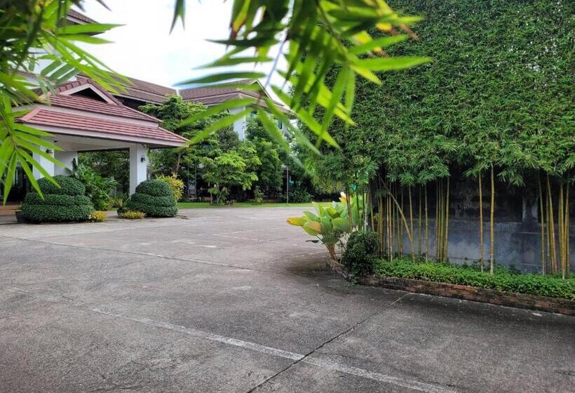 Otel Wilacha Chiang Rai