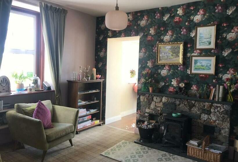 Netherdene Country House Bed & Breakfast