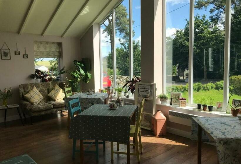 Netherdene Country House Bed & Breakfast