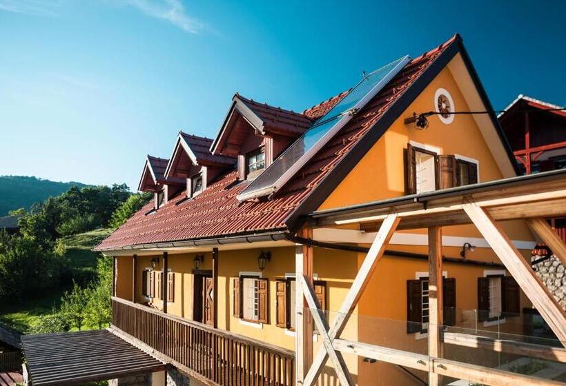 پانسیون Family House Kalska Domačija