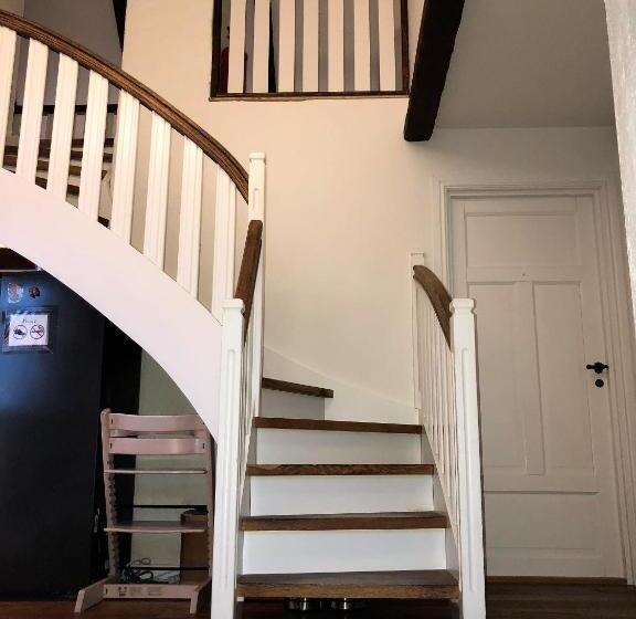 پانسیون Grand Guesthouse Gardakot