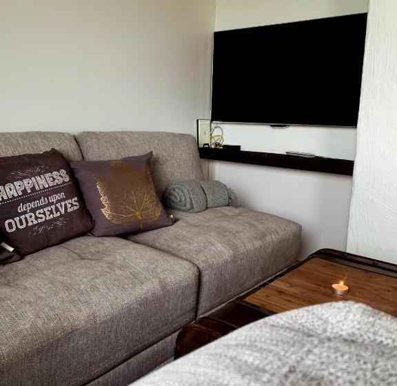 پانسیون Grand Guesthouse Gardakot