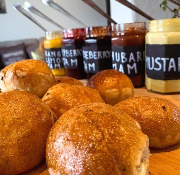 پانسیون Grand Guesthouse Gardakot