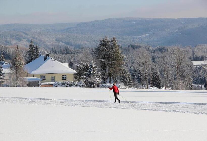 ペンション Landhaus Sonnentau