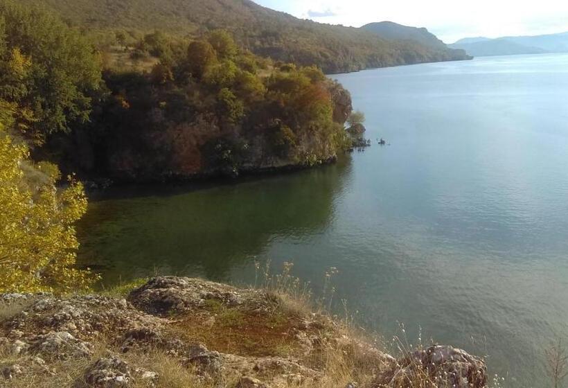 پانسیون Lile Pestani Accommodation