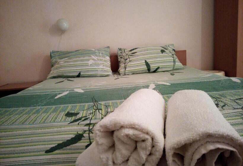 پانسیون Lile Pestani Accommodation