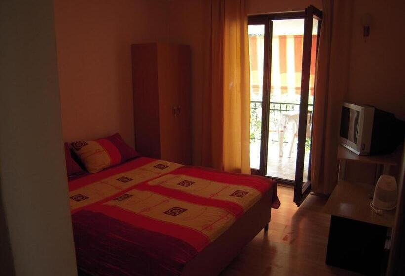 پانسیون Lile Pestani Accommodation