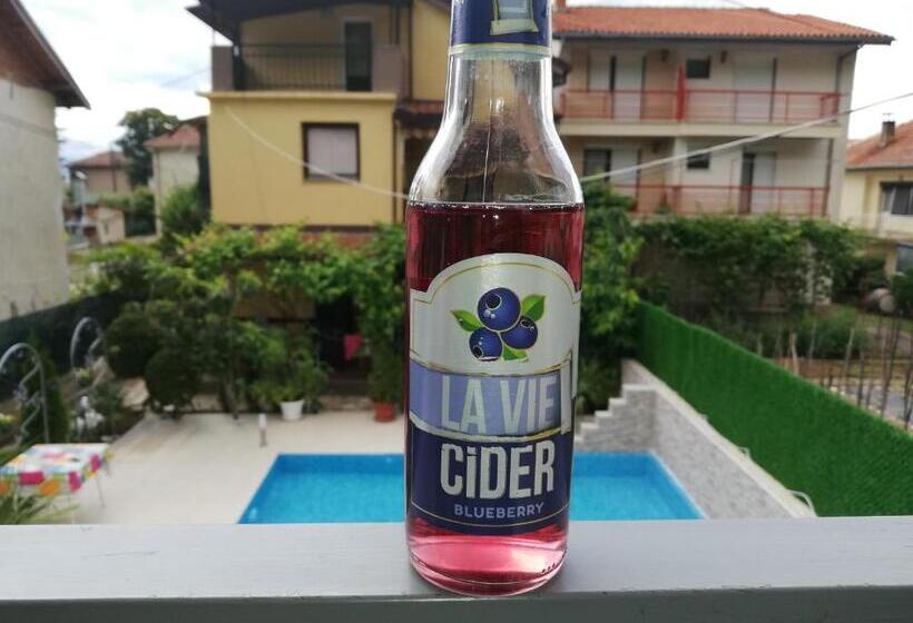 پانسیون Lile Pestani Accommodation