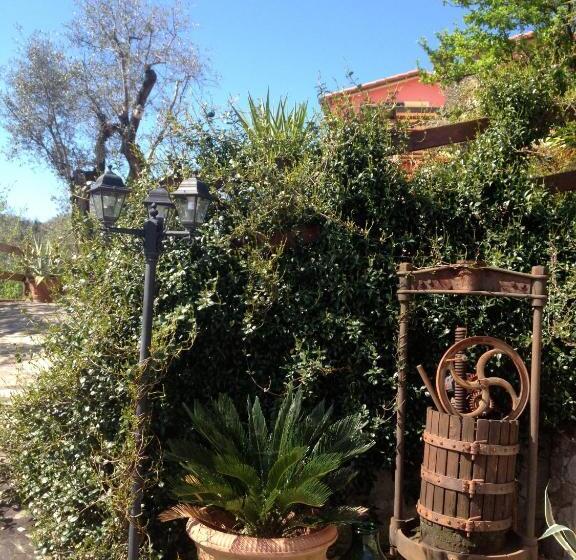 פנסיון Podere Morucciola