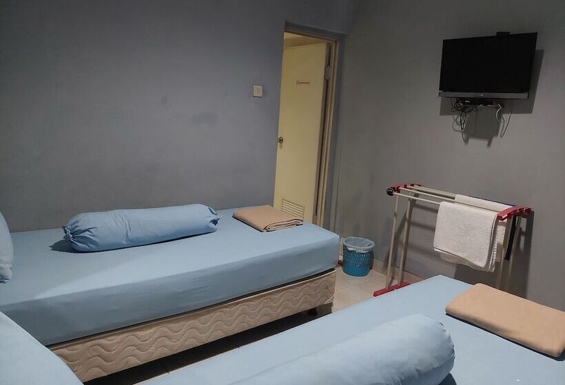 פנסיון Pondok Seruni Kemanggisan Jakarta