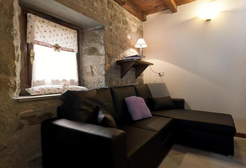 بنسيون Rifugio Del Firenze Ninfa