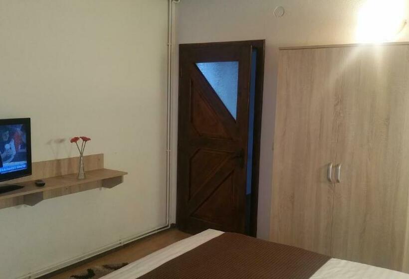 بنسيون Vila Silvana