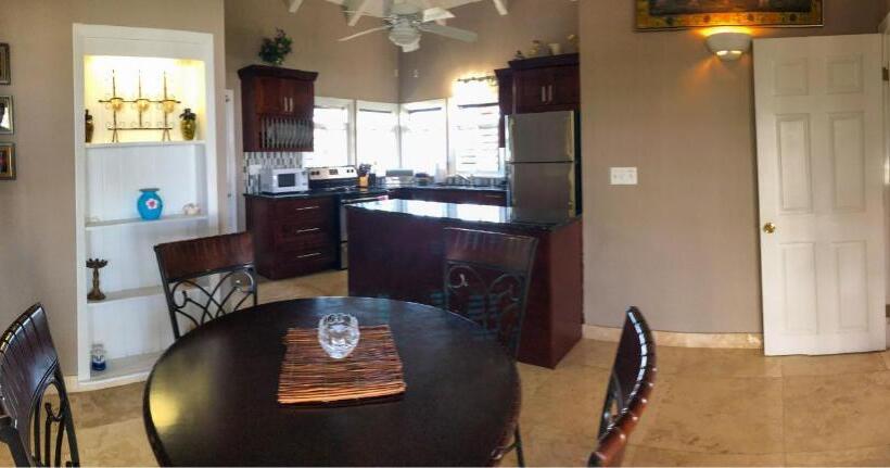 Курорт Neptune Villas