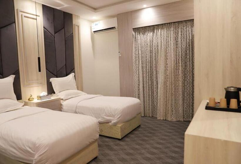 فندق المساء