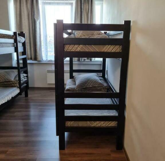 هاستل відпочинок  0 24