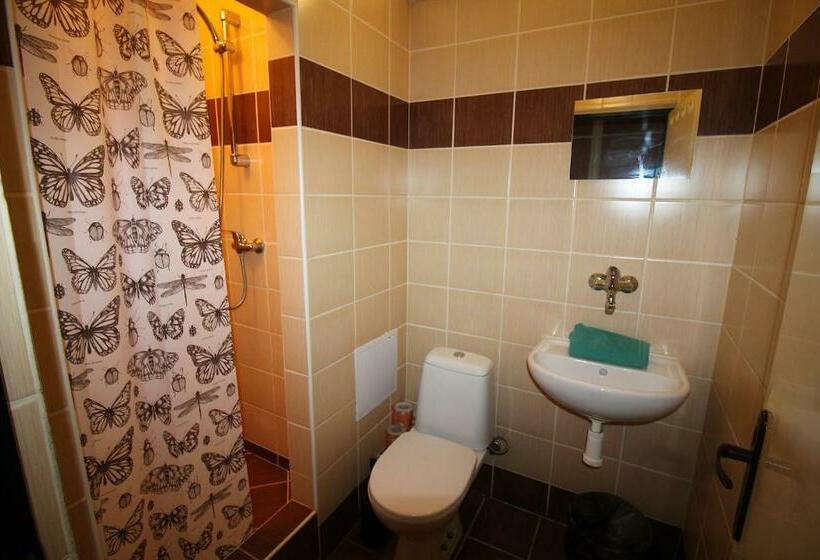 فندق صغير Ový Dům Areál