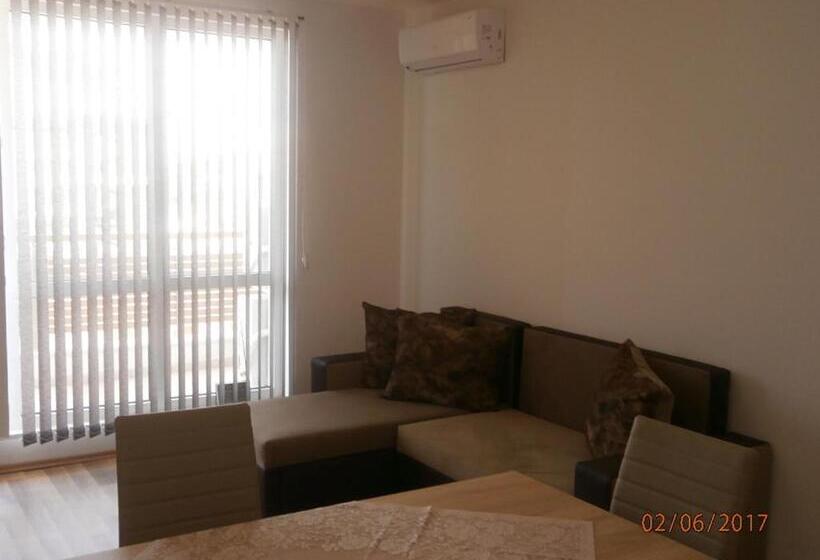 Apartments In Las Brisas