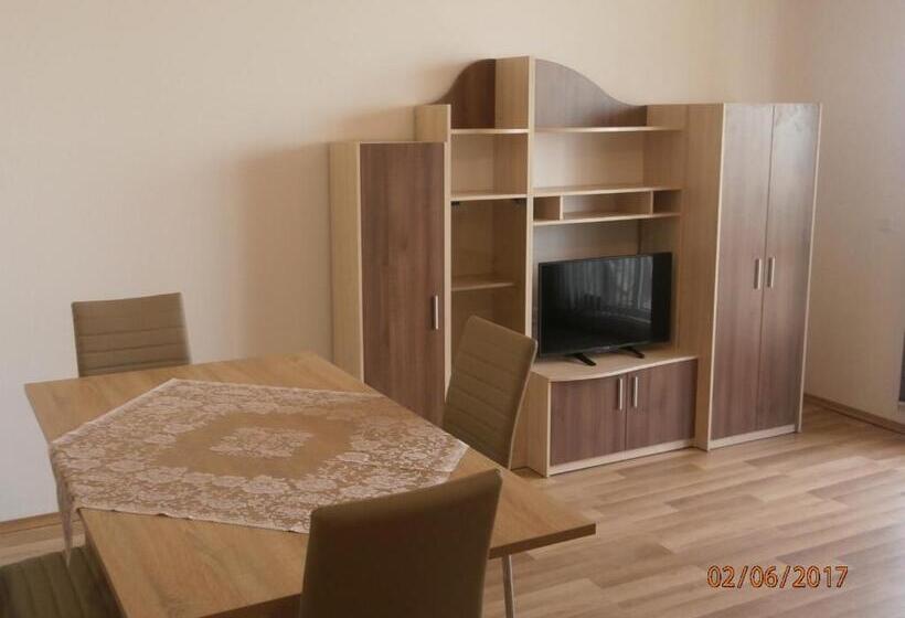 Apartments In Las Brisas