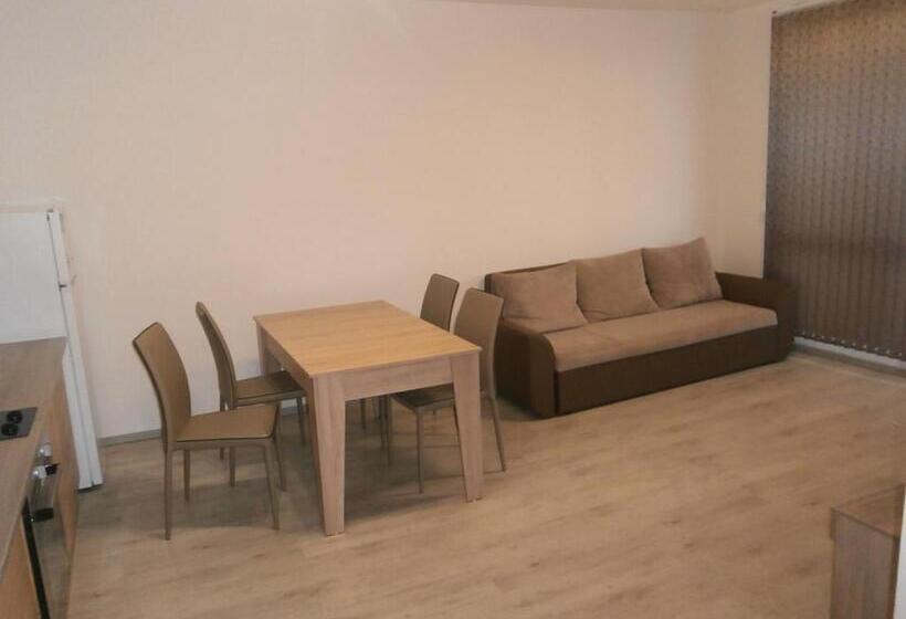 Apartments In Las Brisas