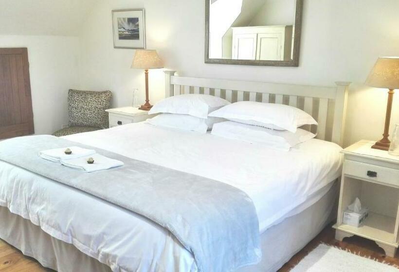 تختخواب و صبحانه 3 On Roux