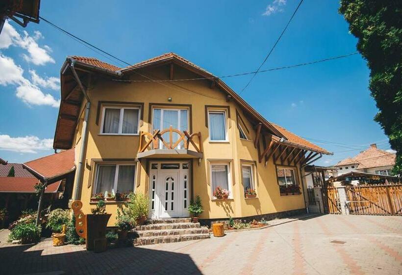 צימר Balázs Panzió