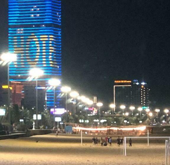 تختخواب و صبحانه Tms Pullman Luxury Outlet High Floor Beach View