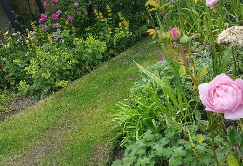 צימר The Old Manse