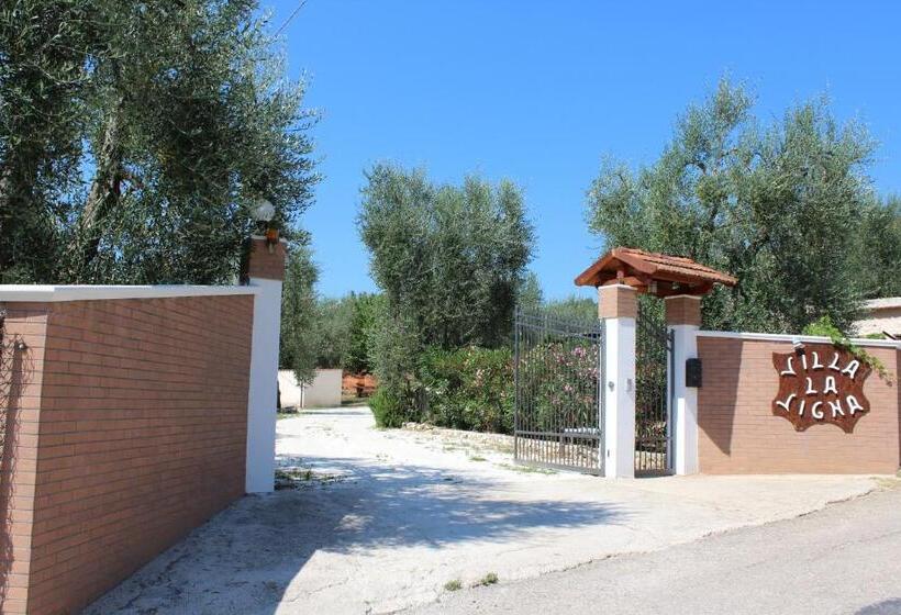 تختخواب و صبحانه Villa La Vigna