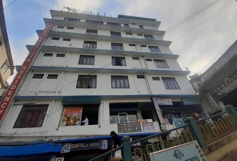 Capital O 8272 Hotel Pratigya Residency