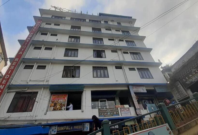 Capital O 8272 Hotel Pratigya Residency