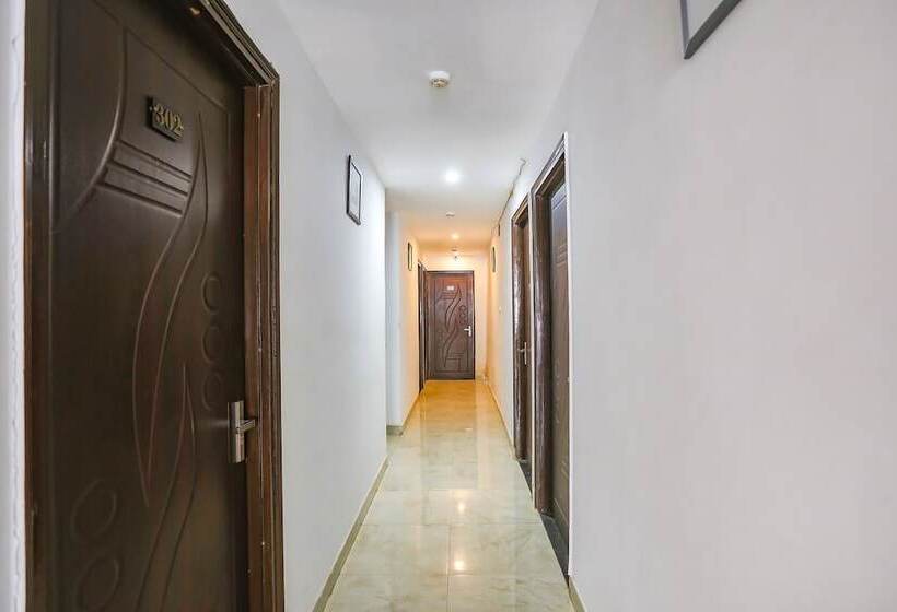 Fabhotel Usha Continental