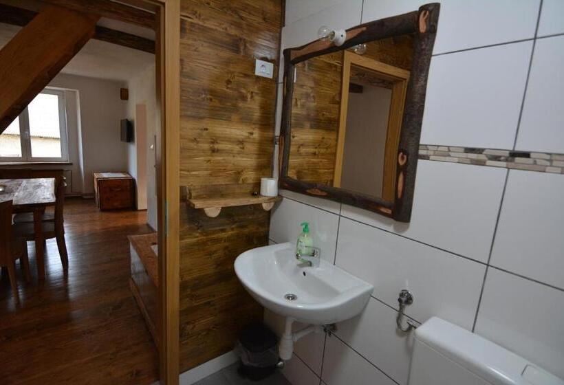 هتل Farmhouse Cvetje