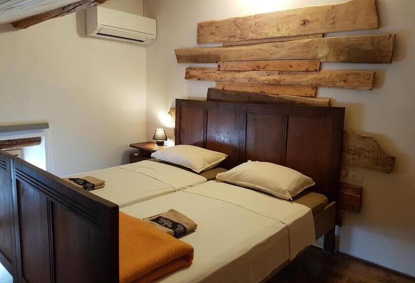 هتل Farmhouse Cvetje