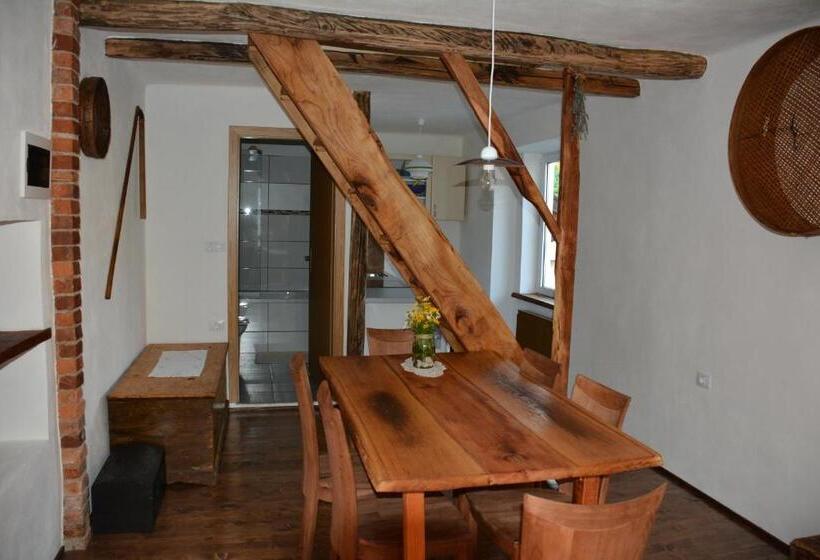 هتل Farmhouse Cvetje