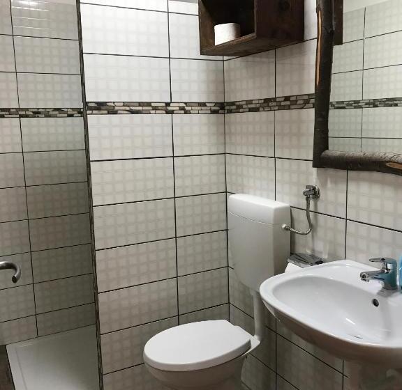 هتل Farmhouse Cvetje